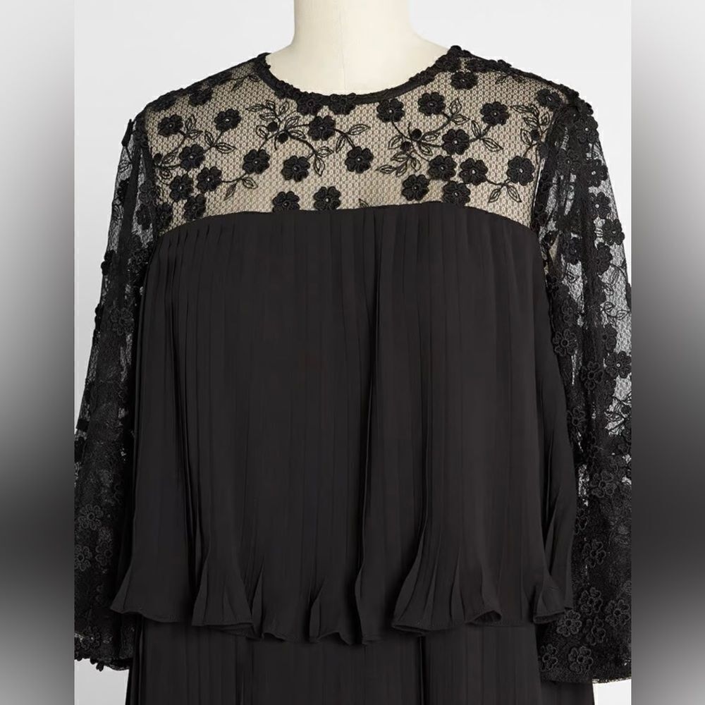 Modcloth Dauntless Dahlias Tiered Mini
Dress Pleated Cocktail Black 8 NWT - Picture 5 of 13